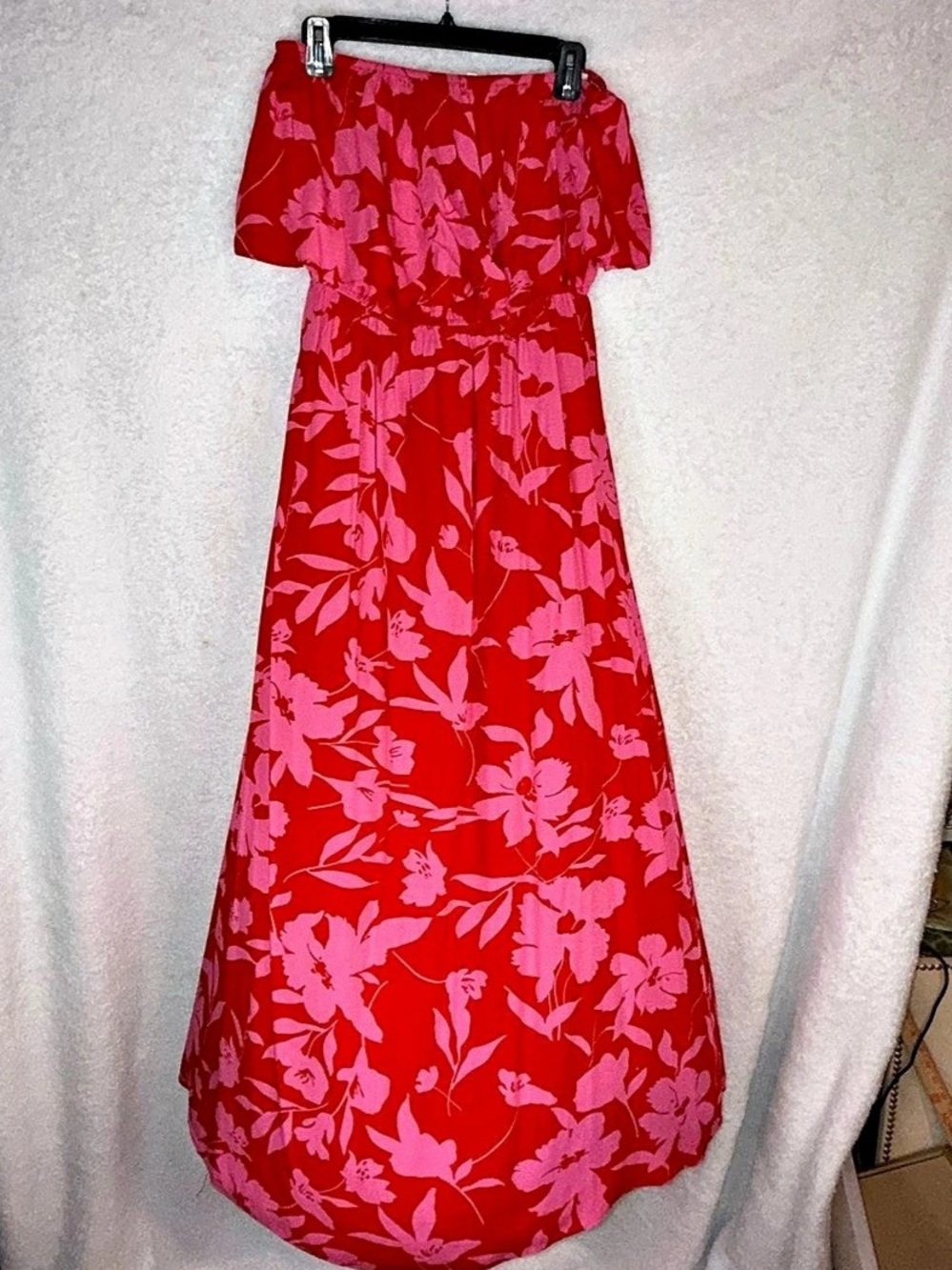 BP. Red Floral Strapless Smocked Bodice Maxi Dress Floral Maxi Dress in Red & - Picture 2 of 5